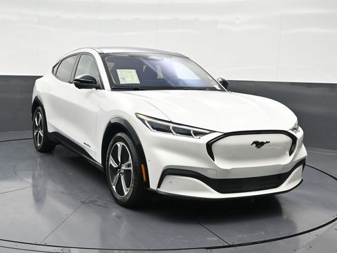 Used 2023 Ford Mustang Mach-E Premium image 8