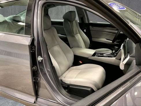 Used 2020 Honda Accord LX image 26