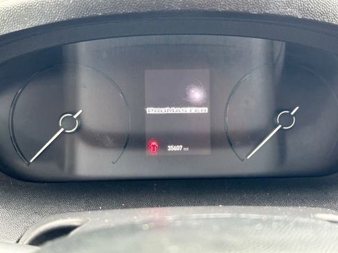 Used 2023 RAM ProMaster 2500 FWD image 13