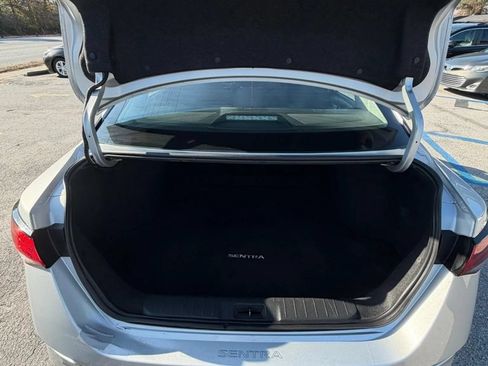Used 2023 Nissan Sentra SV FWD image 18