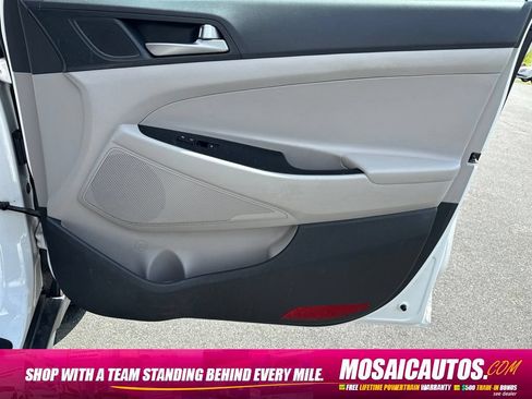 Used 2018 Hyundai Tucson Value FWD image 9