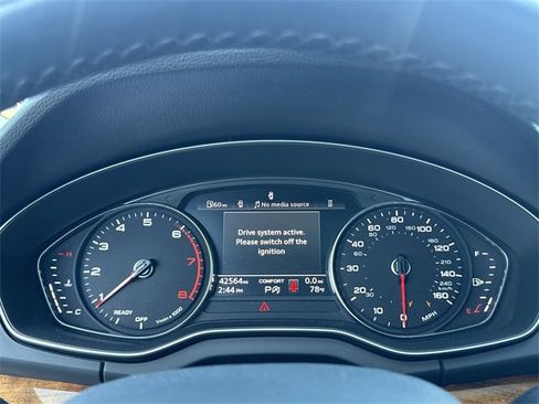 Used 2023 Audi Q5 2.0T Premium image 15