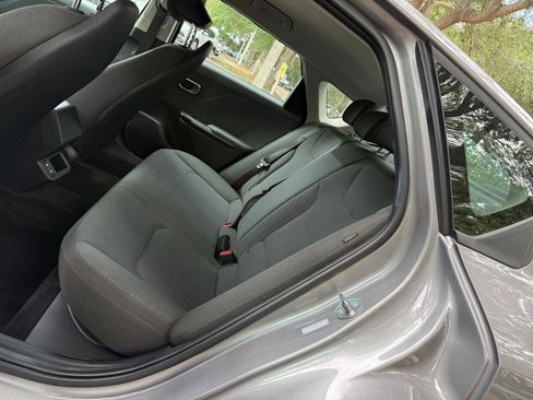 Used 2025 Kia K4 FWD image 23