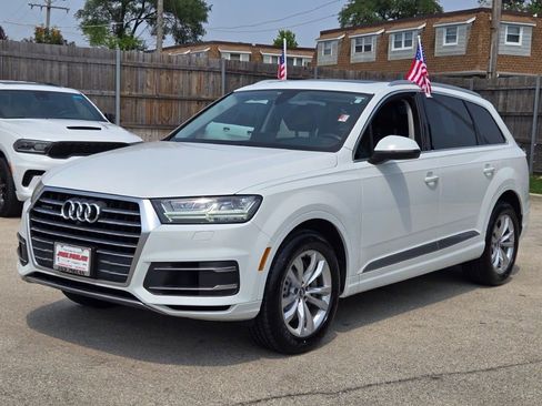 Used 2019 Audi Q7 3.0T Premium Plus image 3