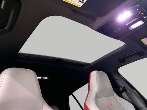 Used 2024 Volkswagen GTI Autobahn FWD image 17