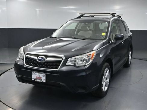 Used 2016 Subaru Forester 2.5i Premium w/ Protection Package #1 AWD/4WD image 8