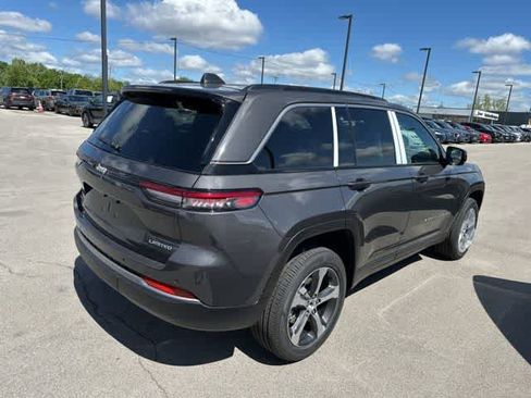 New 2026 Jeep Grand Cherokee Limited AWD/4WD image 11