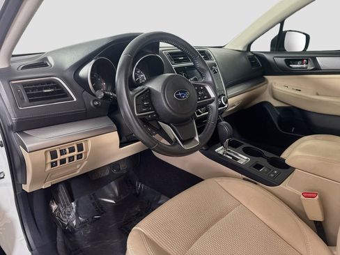Used 2019 Subaru Outback 2.5i Premium AWD/4WD image 23