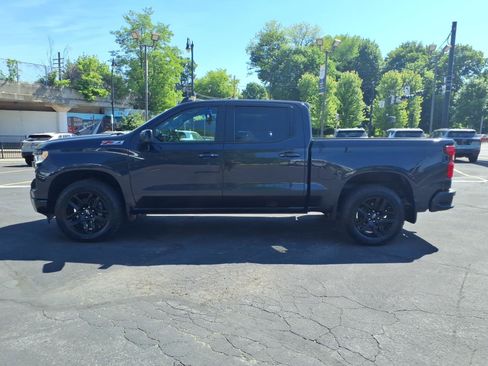 Used 2022 Chevrolet Silverado 1500 RST w/ Z71 Off-Road Package AWD/4WD image 6