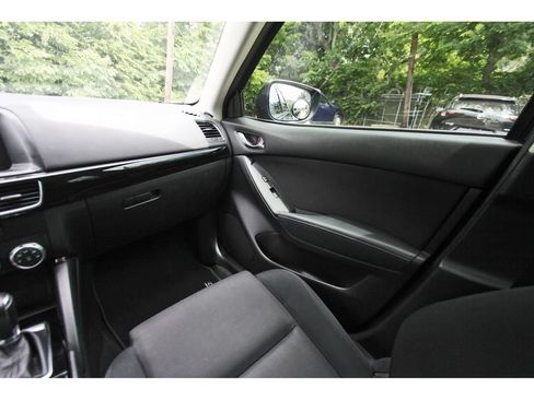 Used 2016 MAZDA CX-5 Sport w/ Rear Camera Package FWD image 9