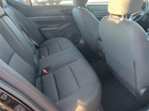 Used 2024 Nissan Altima 2.5 SV image 24