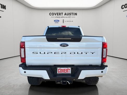 Used 2022 Ford F250 Lariat w/ Lariat Ultimate Package AWD/4WD image 4