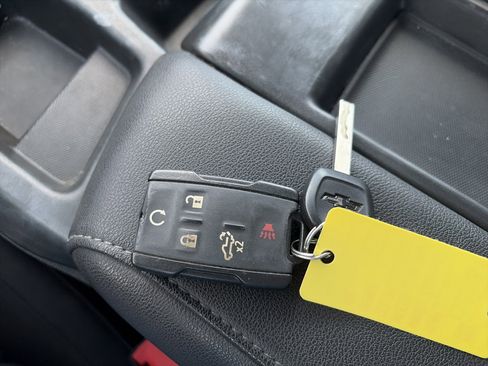 Used 2021 Chevrolet Silverado 1500 Custom image 27