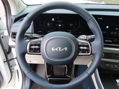 New 2026 Kia Carnival SX w/ SX Dark Edition Package