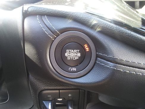 Used 2022 Dodge Durango GT image 17