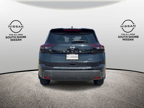 Certified 2026 Nissan Rogue SV AWD/4WD image 6