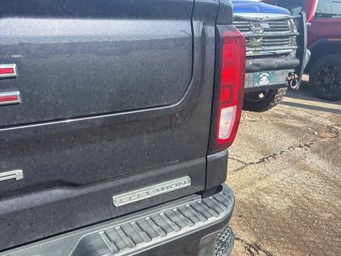 Used 2022 GMC Sierra 1500 Elevation AWD/4WD image 11