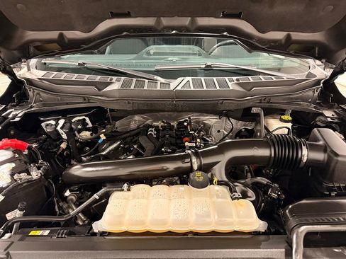 Used 2024 Ford F150 Lariat w/ FX4 Off-Road Package image 11