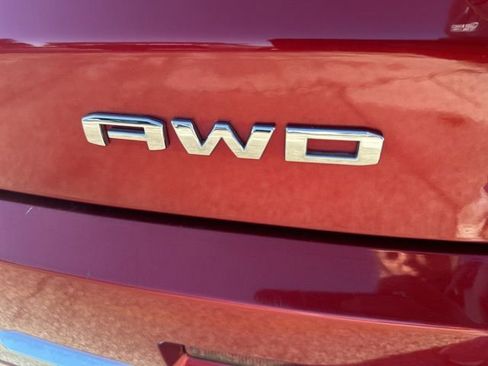 Used 2022 GMC Acadia Denali w/ Denali Ultimate Package image 14