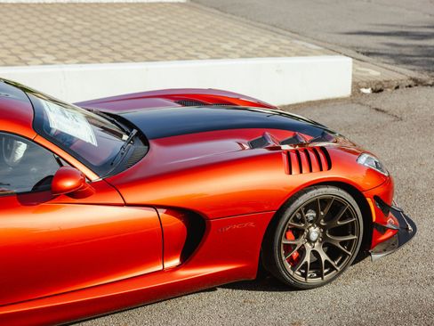 Used 2017 Dodge Viper GTC w/ ACR Package RWD image 32