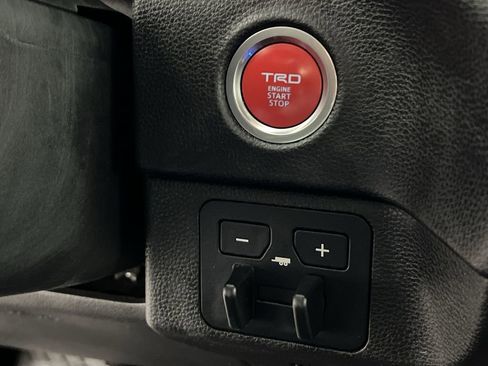 Used 2022 Toyota Tundra SR5 image 33