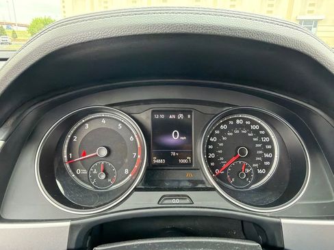 Used 2019 Volkswagen Atlas SE FWD image 18