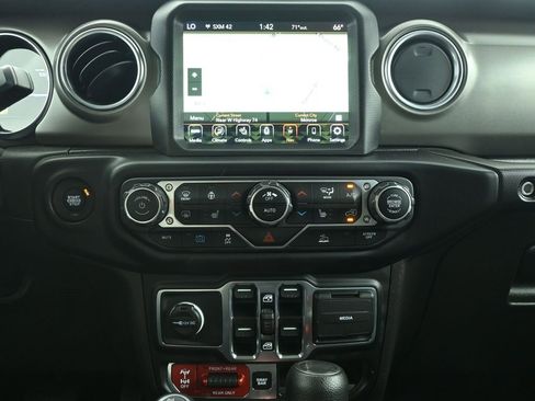 Used 2023 Jeep Wrangler Unlimited Rubicon 4xe w/ Cold Weather Group image 16