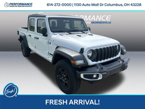 Used 2025 Jeep Gladiator Sport AWD/4WD image 1
