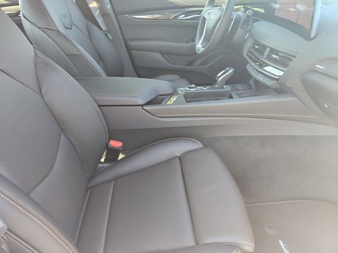 New 2026 Cadillac CT5 V image 10