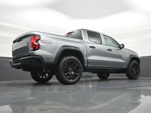 Used 2025 Chevrolet Colorado Trail Boss AWD/4WD image 28