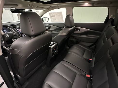 Certified 2024 Nissan Murano SL w/ Cargo Package AWD/4WD image 19