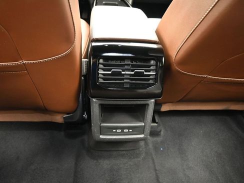 Used 2023 Volkswagen ID.4 Pro image 35