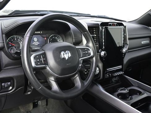 Used 2024 RAM 1500 Laramie AWD/4WD image 11