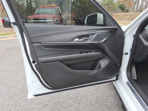 Used 2023 Cadillac CT4 V Blackwing w/ LPO, Blue Accent Package image 20