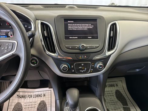 Used 2023 Chevrolet Equinox LS w/ LS Convenience Package FWD image 8