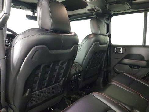 Used 2023 Jeep Gladiator Rubicon w/ Cold Weather Group image 32