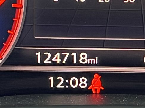 Used 2018 Audi Q5 Prestige w/ Prestige Package image 22