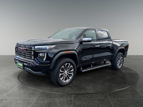 Used 2023 GMC Canyon Denali AWD/4WD image 3
