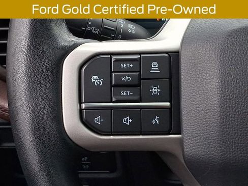 Used 2022 Ford Expedition Max Limited image 26