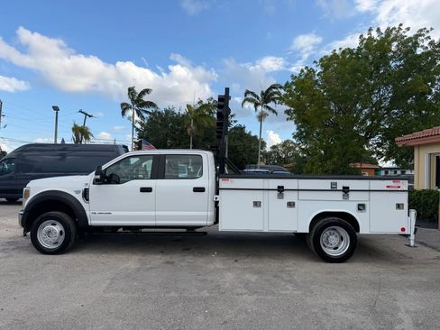 Used 2019 Ford F550 4x4 Crew Cab Super Duty image 3