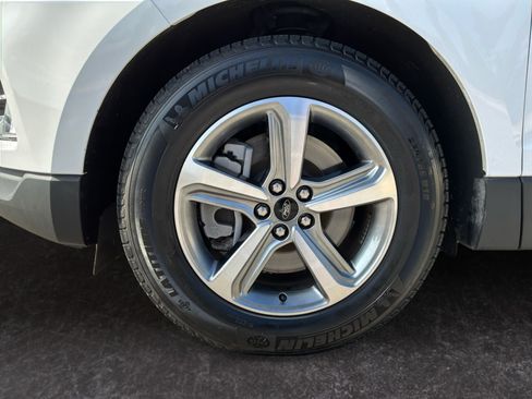Used 2023 Ford Edge SEL w/ Convenience Package AWD/4WD image 9