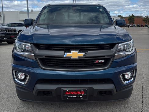 Used 2019 Chevrolet Colorado Z71 AWD/4WD image 3