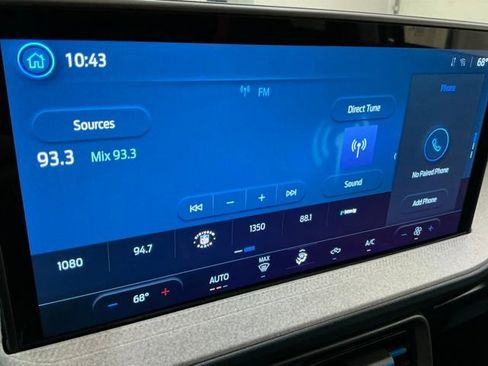 Used 2025 Ford Maverick XLT image 24