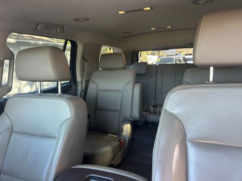Used 2016 Chevrolet Tahoe LT RWD image 9