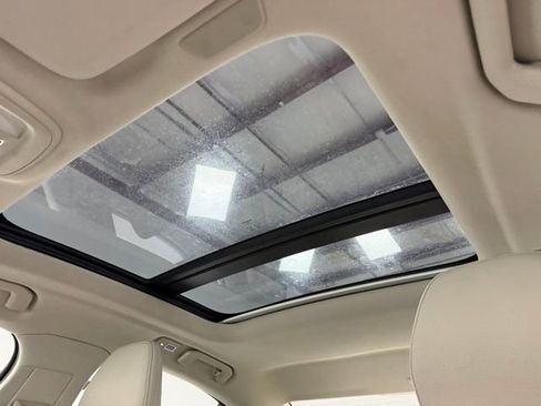 Used 2023 Volvo S60 B5 Plus image 21