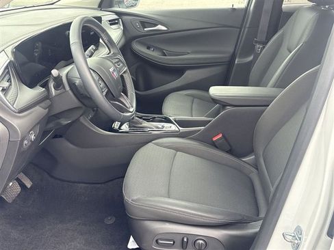 Used 2024 Buick Encore GX Preferred w/ Comfort Package FWD image 18