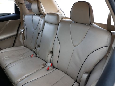 Used 2015 Toyota Venza XLE w/ XLE Premium Package image 11