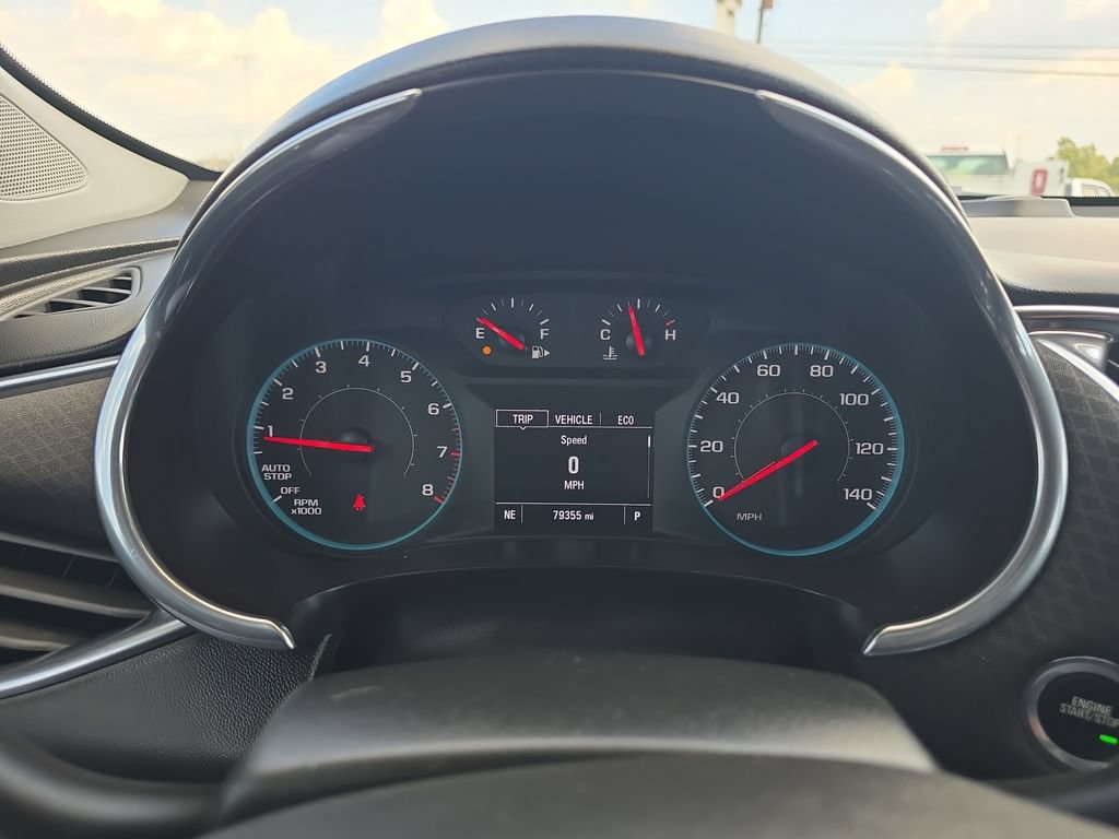 Used 2020 Chevrolet Malibu LT FWD image 19