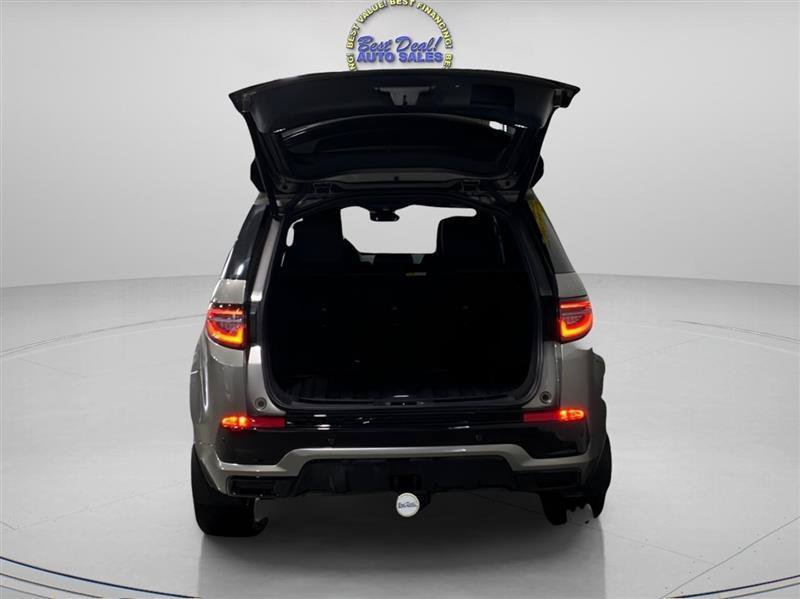 Used 2023 Land Rover Discovery Sport SE R-Dynamic AWD/4WD image 5