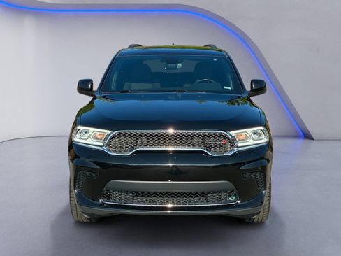 Used 2023 Dodge Durango SXT AWD/4WD image 7